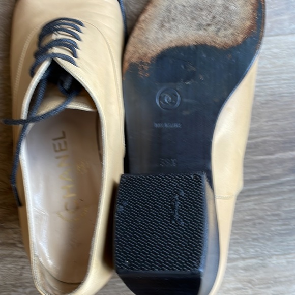 CHANEL heeled oxfords - Picture 5 of 11